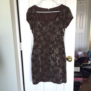 Brown and silver Nicole Miller rose dress size 6